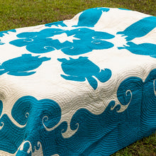 King Quilt - Honu Beached (Turtle)